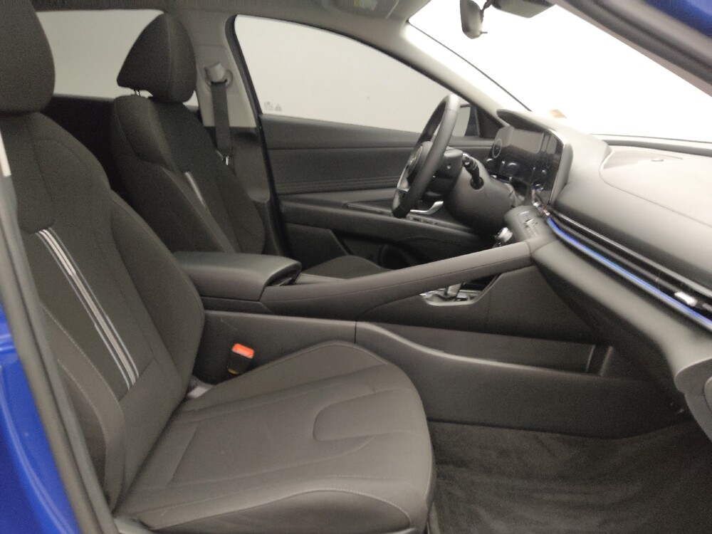 2025 Hyundai Elantra in Albuquerque, NM 87123 - 18126851 21