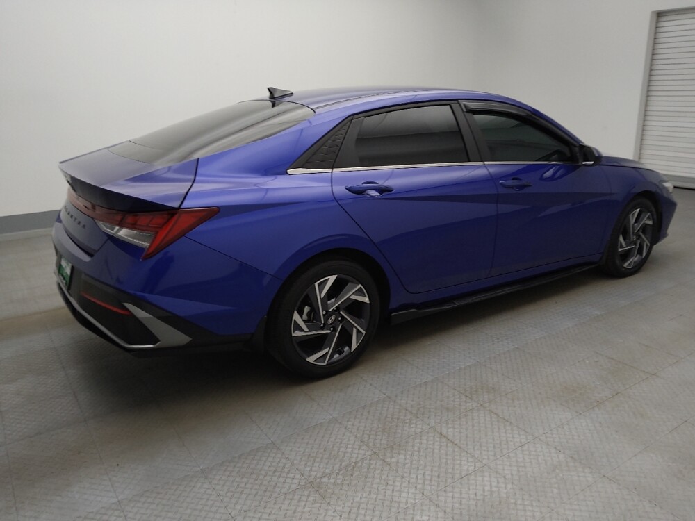 2025 Hyundai Elantra in Albuquerque, NM 87123 - 18126851 10