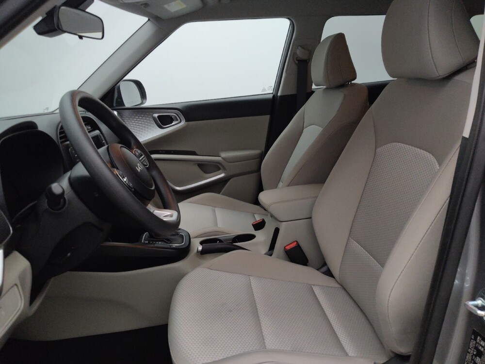 2025 Kia Soul in Albuquerque, NM 87123 - 18126852 17