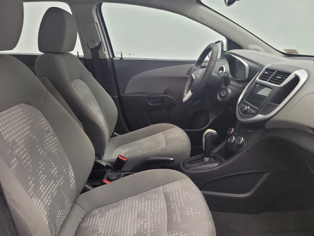 2018 Chevrolet Sonic in Memphis, TN 38128 - 18126860 21