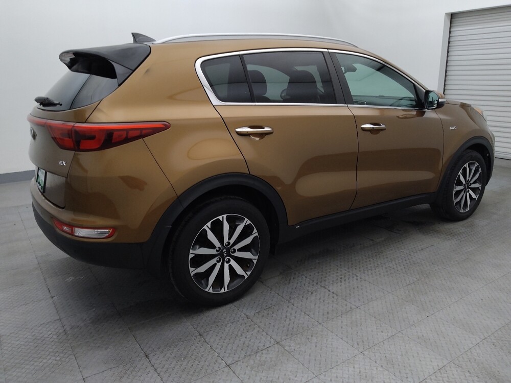2017 Kia Sportage in Houston, TX 77034 - 18126883 10