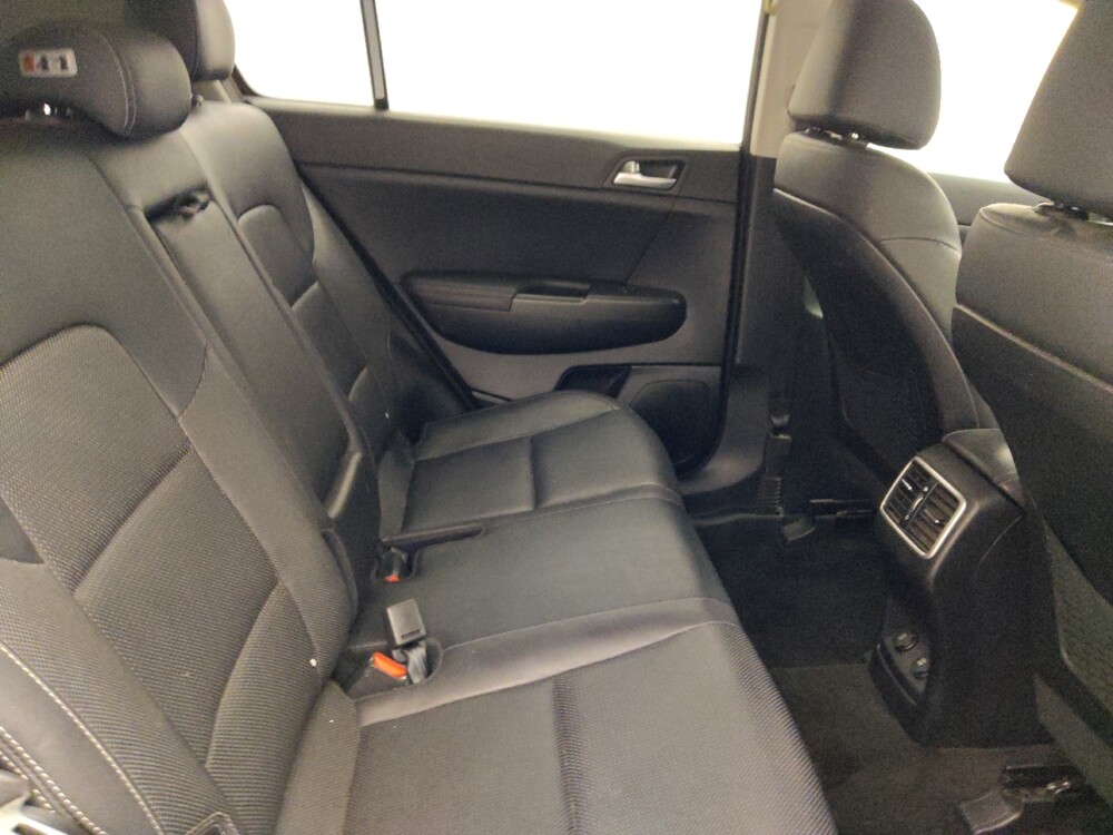 2017 Kia Sportage in Houston, TX 77034 - 18126883 19