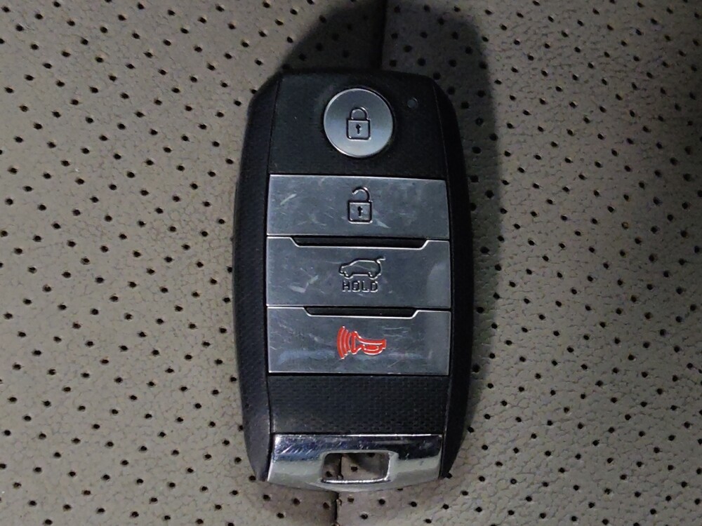 2020 Kia Sorento in Metairie, LA 70006 - 18126890 32