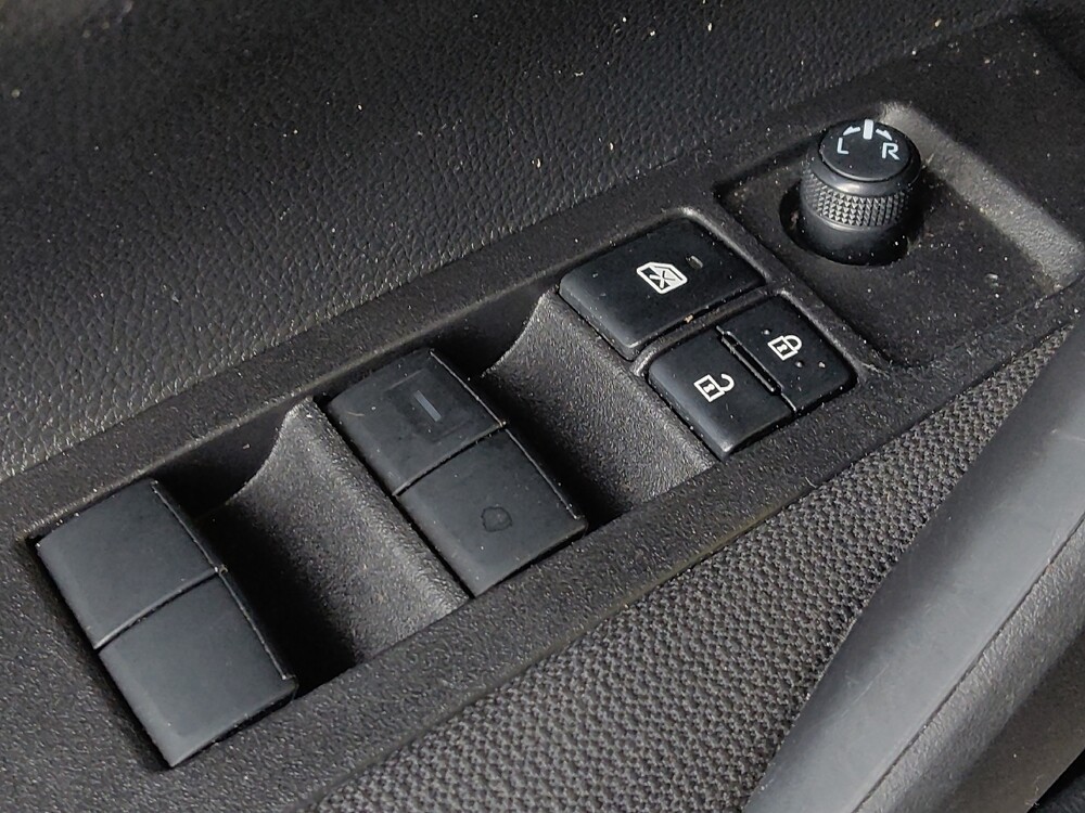 2025 Toyota Corolla in Metairie, LA 70006 - 18126891 27