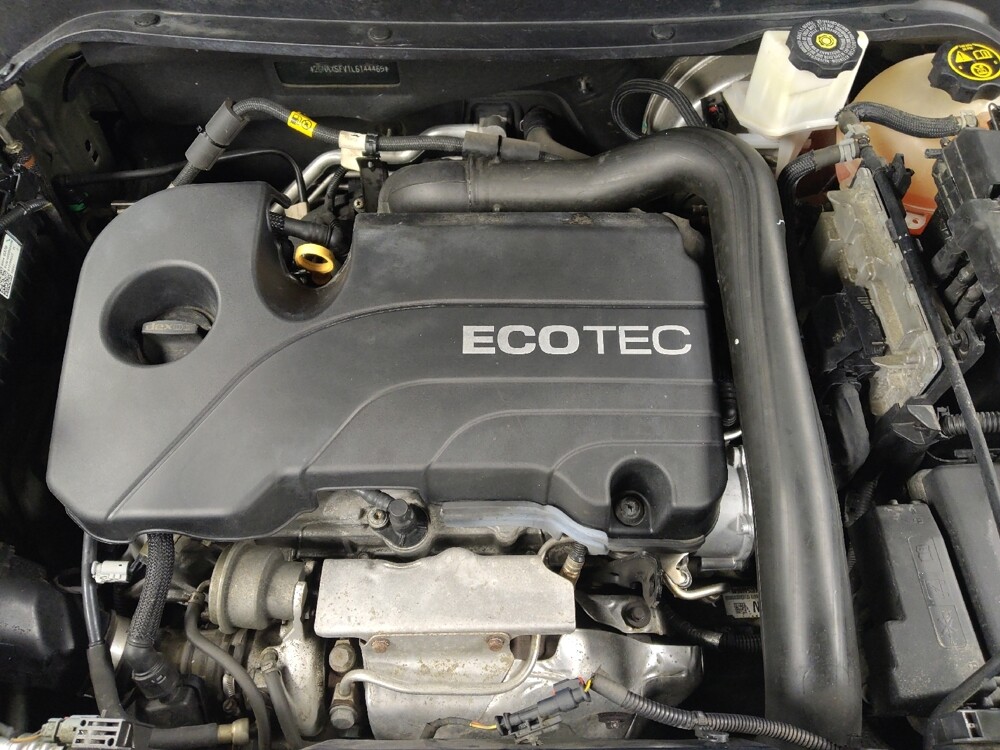 2020 Chevrolet Equinox in Live Oak, TX 78233 - 18126895 30