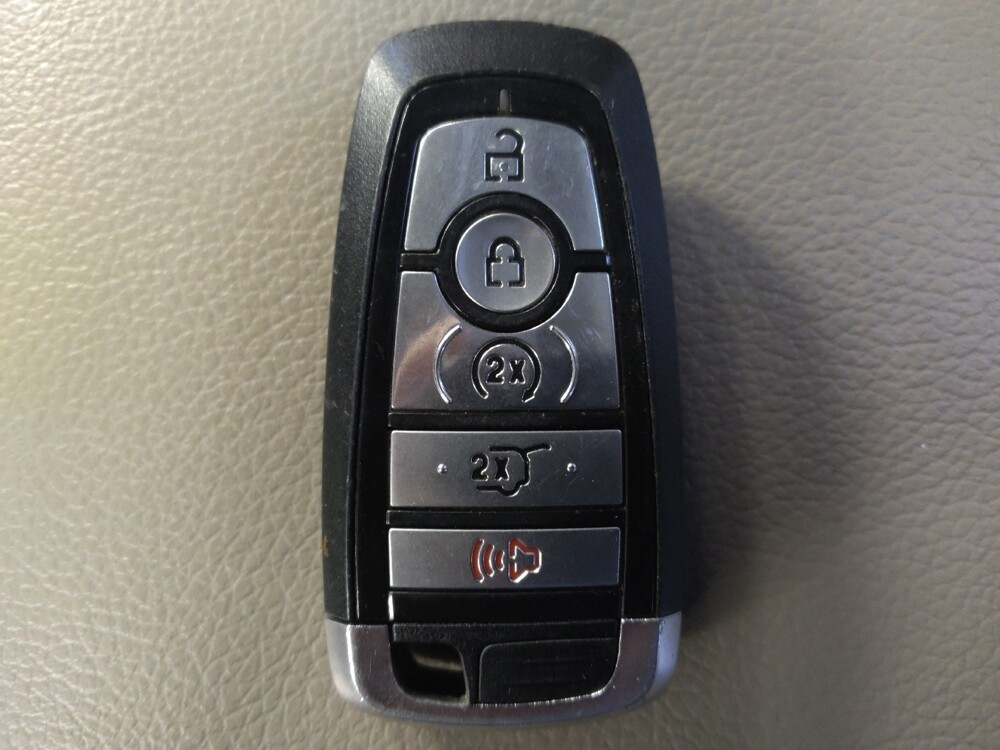 2020 Ford Expedition Max in Live Oak, TX 78233 - 18126896 32