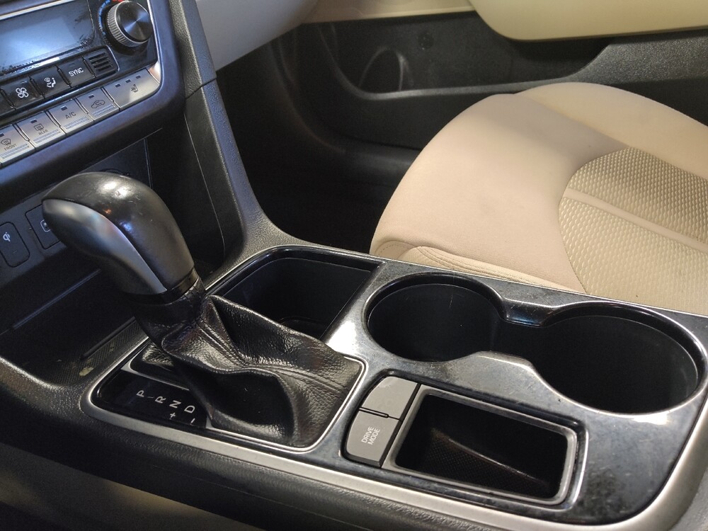 2019 Hyundai Sonata in Houston, TX 77074 - 18126909 26