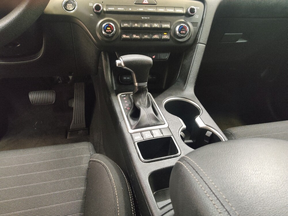 2022 Kia Sportage in Fairfield, OH 45014 - 18126912 26