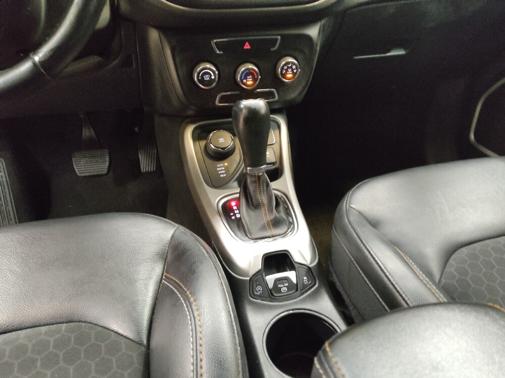 2018 Jeep Compass in Fairfield, OH 45014 - 18126914 26