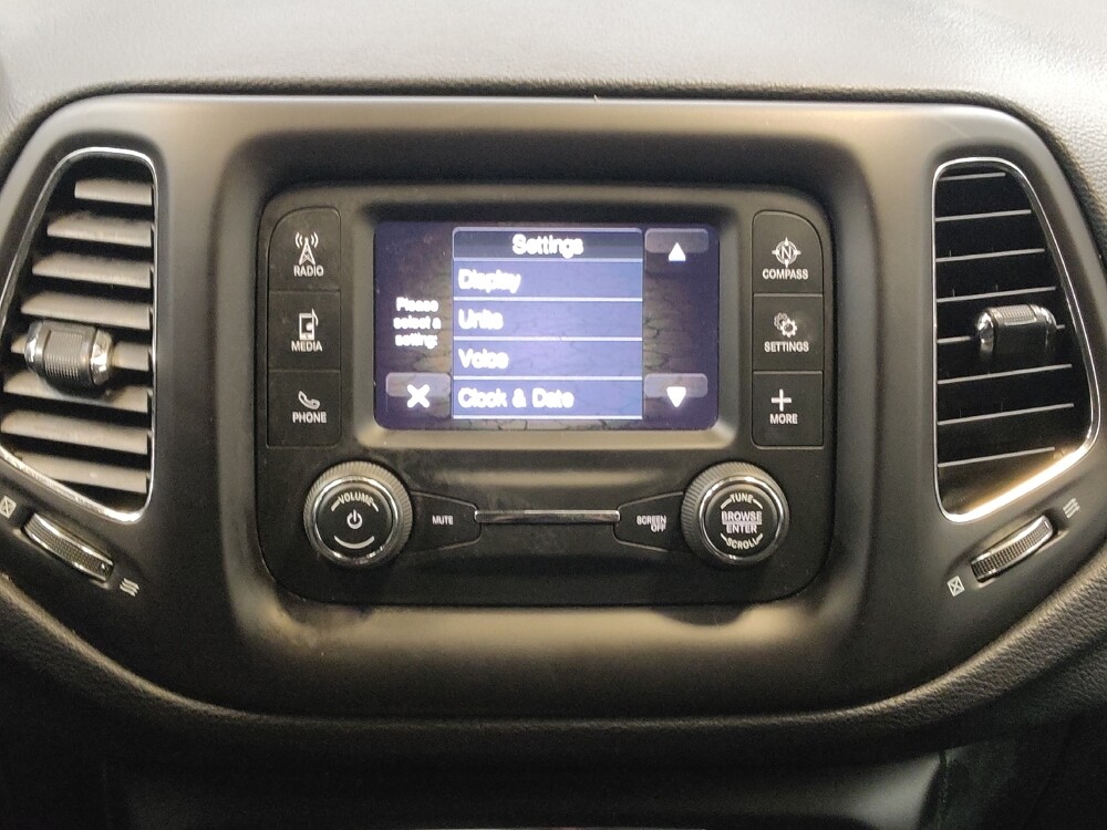 2018 Jeep Compass in Fairfield, OH 45014 - 18126914 25