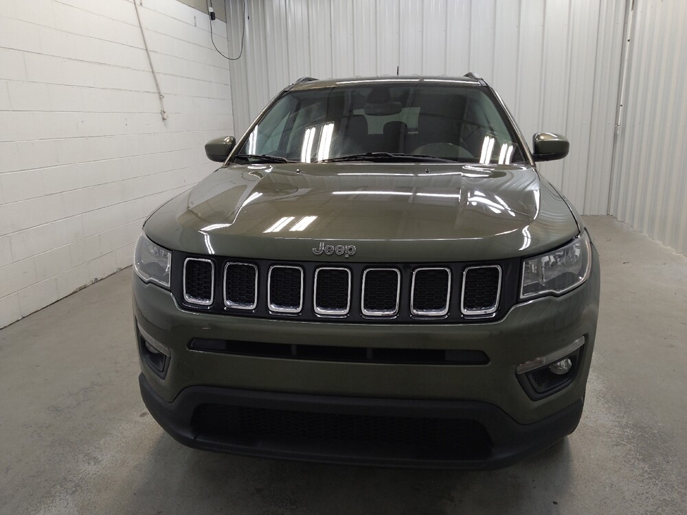 2018 Jeep Compass in Fairfield, OH 45014 - 18126914 15