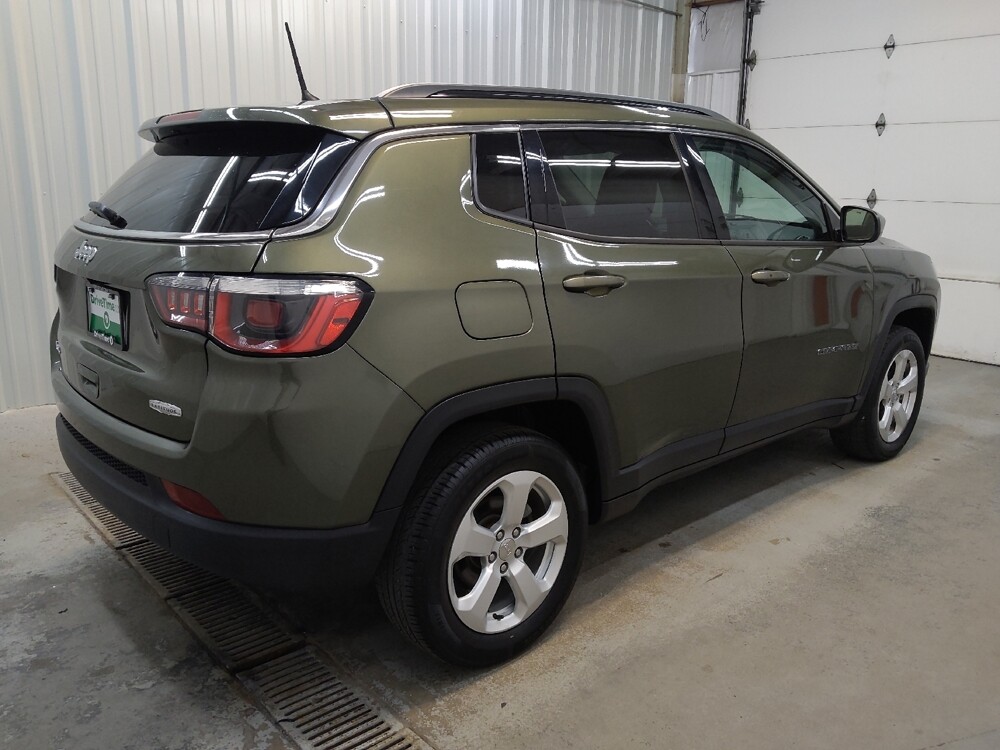 2018 Jeep Compass in Fairfield, OH 45014 - 18126914 10