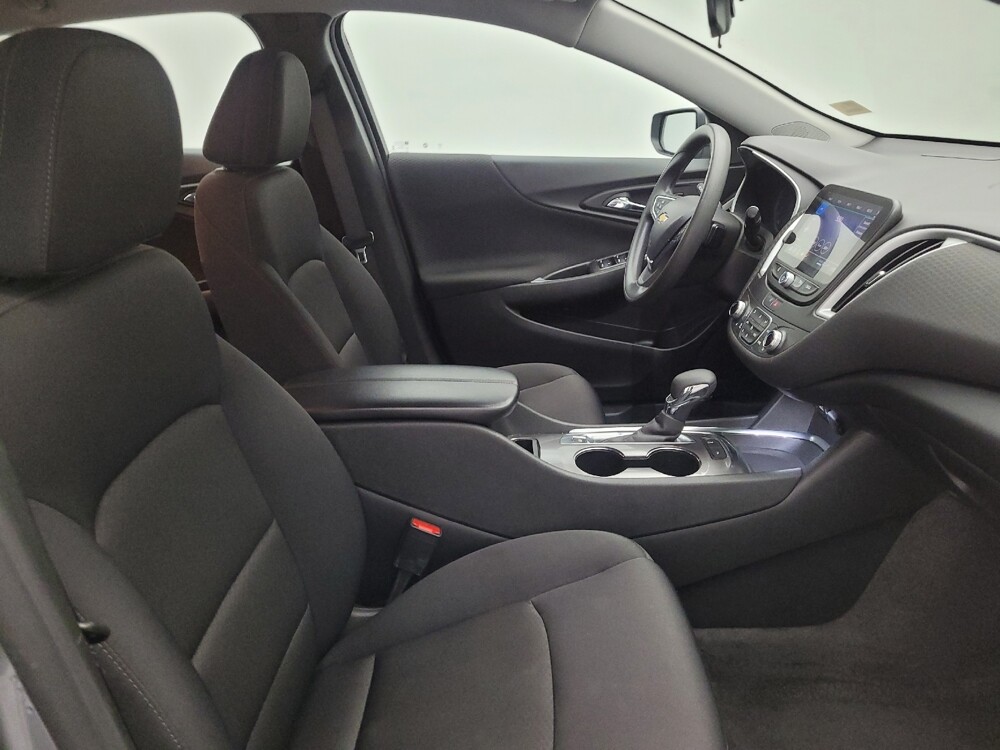 2024 Chevrolet Malibu in Maple Heights, OH 44137 - 18126915 21