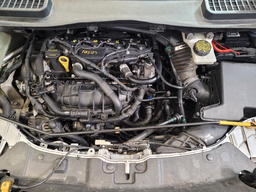 2015 Ford Escape in Maple Heights, OH 44137 - 18126919 30