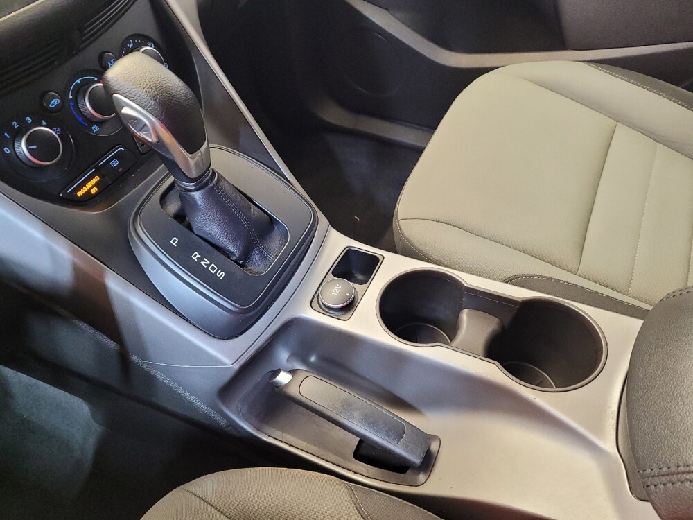 2015 Ford Escape in Maple Heights, OH 44137 - 18126919 26