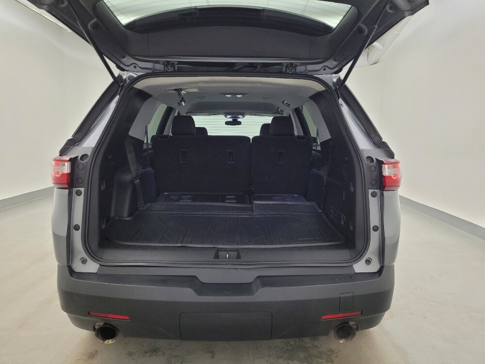 2020 Chevrolet Traverse in Maple Heights, OH 44137 - 18126920 29