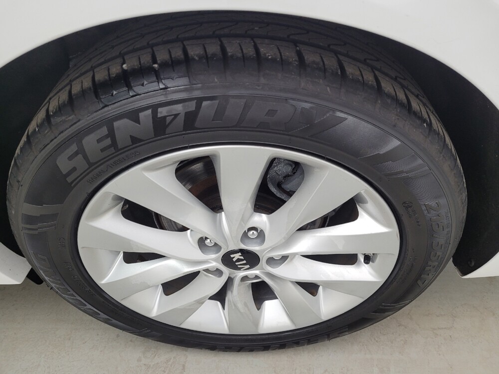 2016 Kia Optima in Fairfield, OH 45014 - 18126924 31