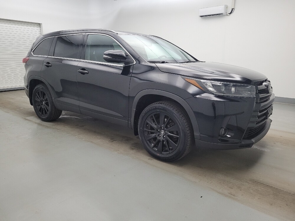 2019 Toyota Highlander in Louisville, KY 40258 - 18126926 11