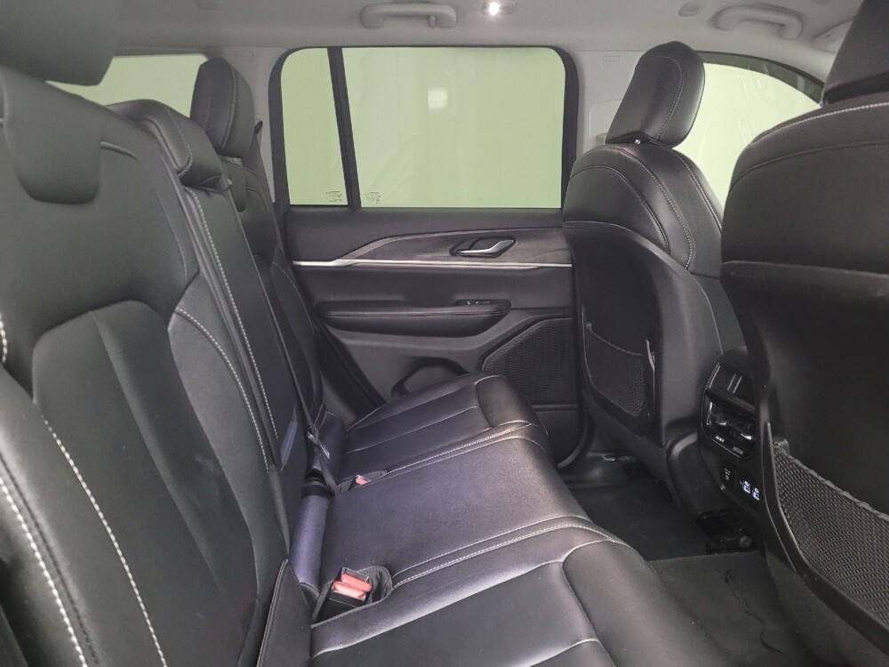 2023 Jeep Grand Cherokee in Fairfield, OH 45014 - 18126928 19