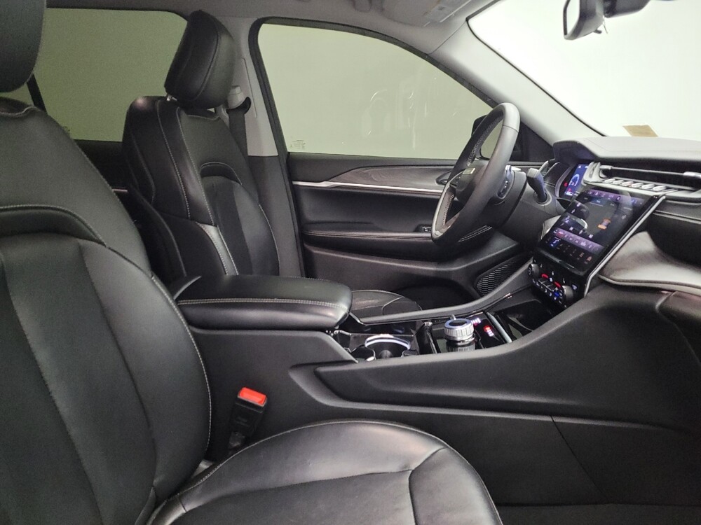 2023 Jeep Grand Cherokee in Fairfield, OH 45014 - 18126928 21