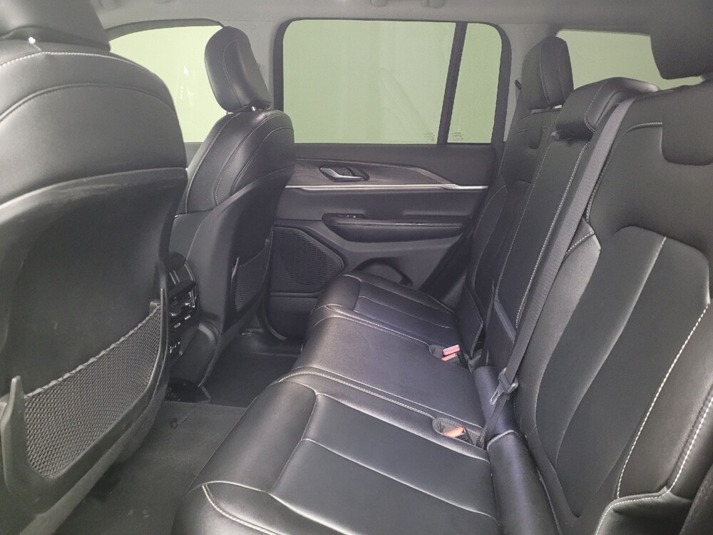 2023 Jeep Grand Cherokee in Fairfield, OH 45014 - 18126928 18