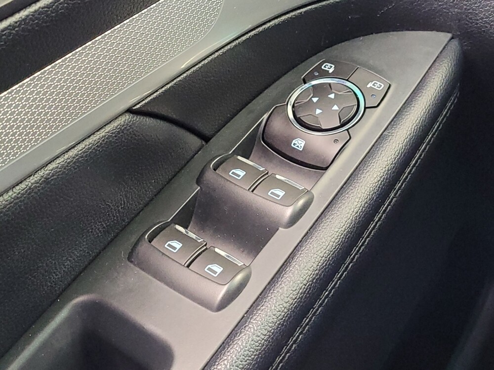 2017 Ford Explorer in Fairfield, OH 45014 - 18126932 27