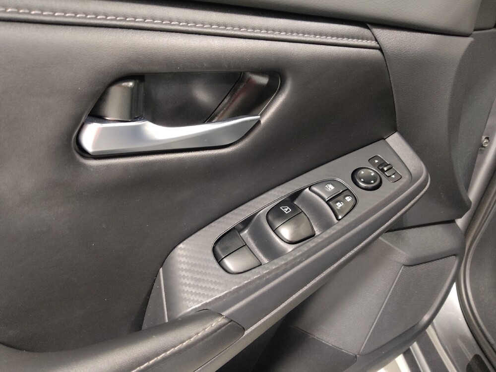 2022 Nissan Sentra in Cincinnati, OH 45255 - 18126933 27