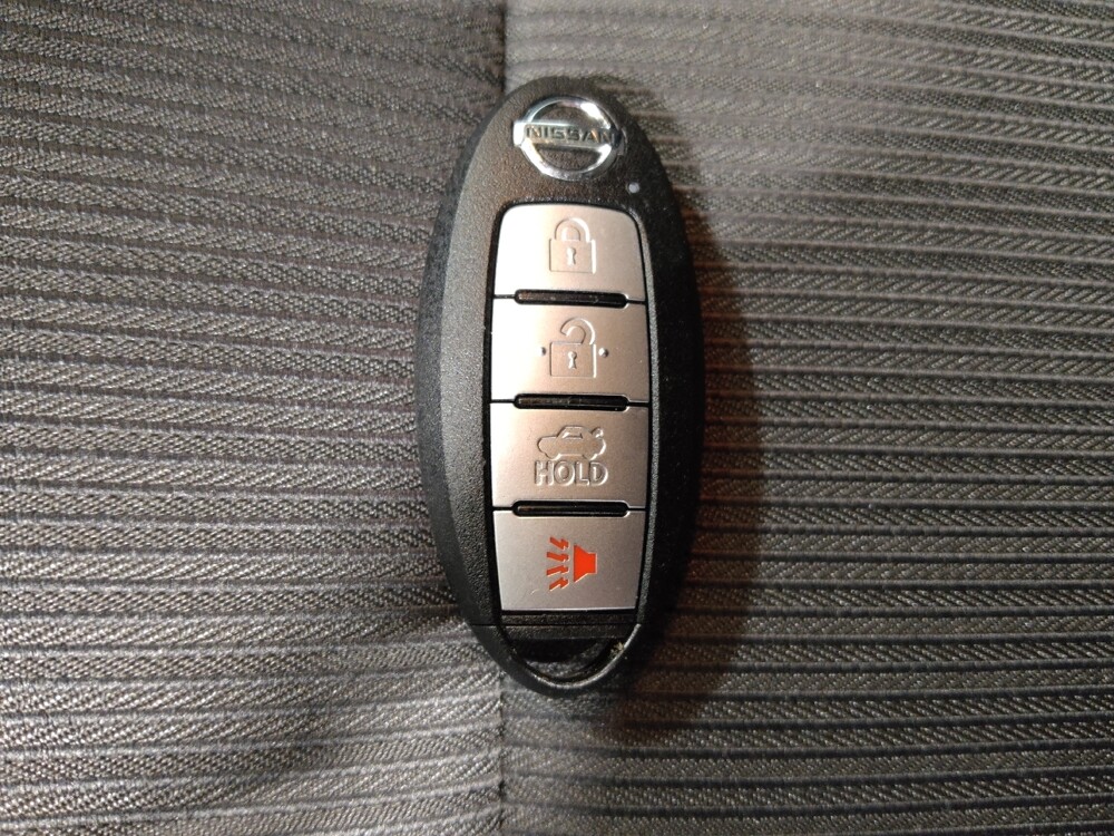 2022 Nissan Sentra in Cincinnati, OH 45255 - 18126933 32