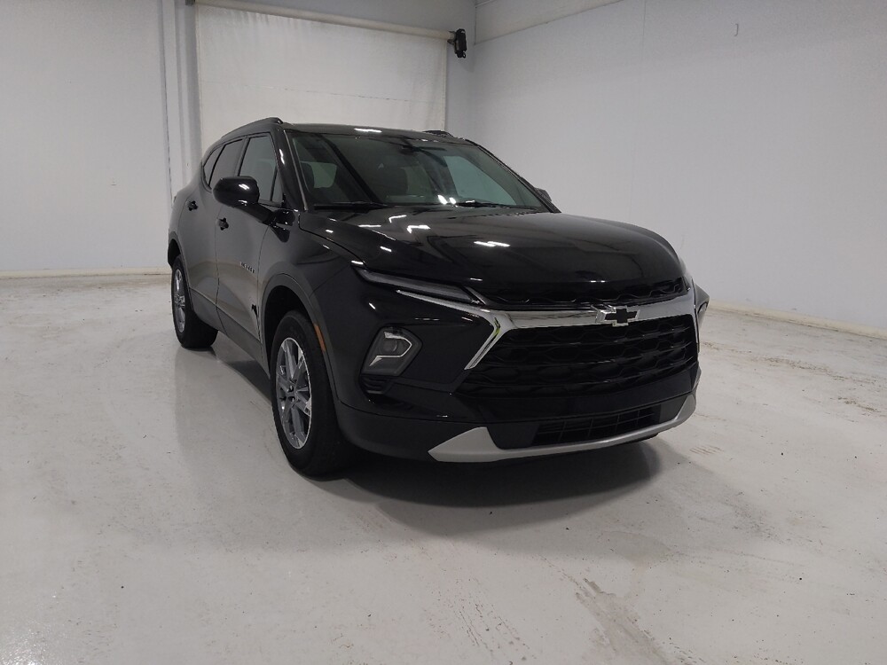 2024 Chevrolet Blazer in Cincinnati, OH 45255 - 18126934 13