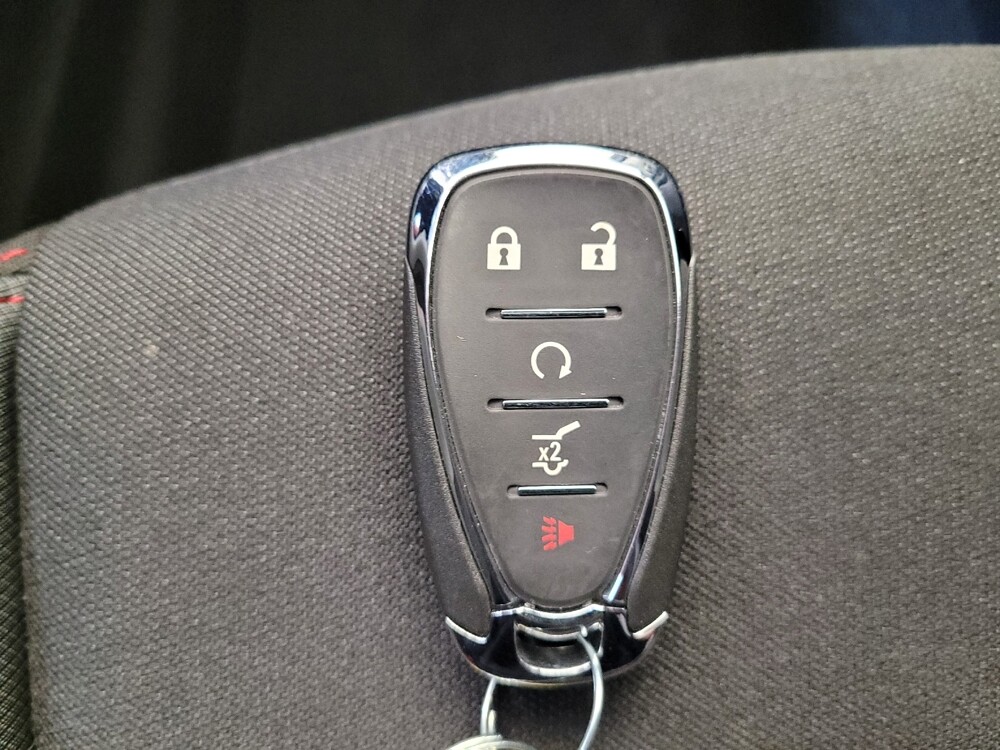 2023 Chevrolet Equinox in Maple Heights, OH 44137 - 18126939 32