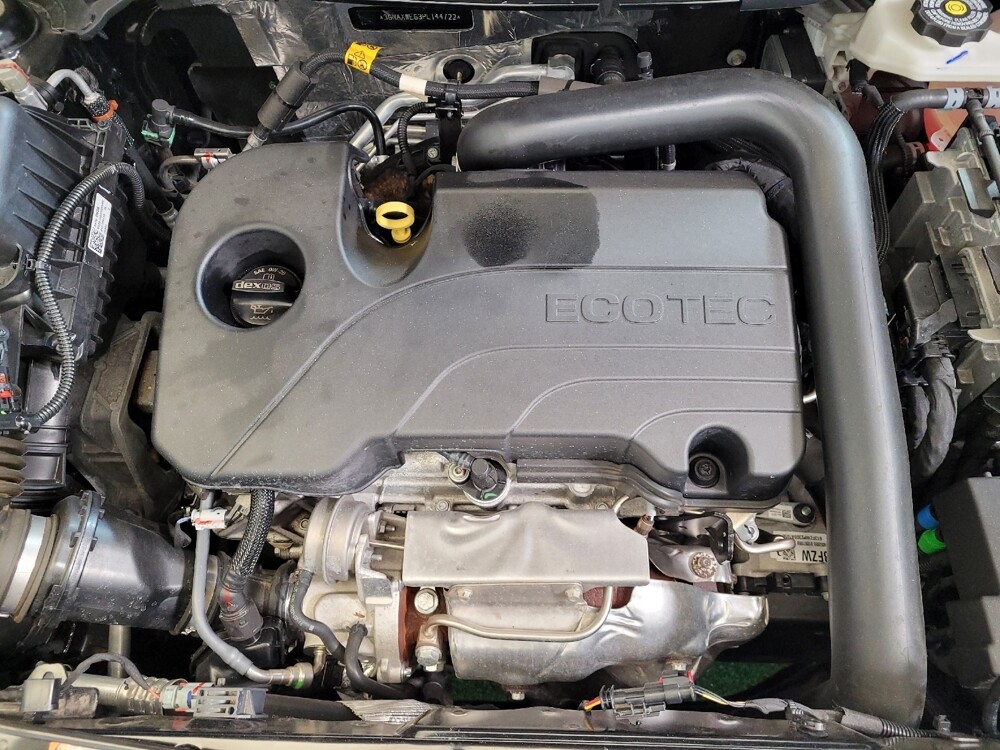 2023 Chevrolet Equinox in Maple Heights, OH 44137 - 18126939 30