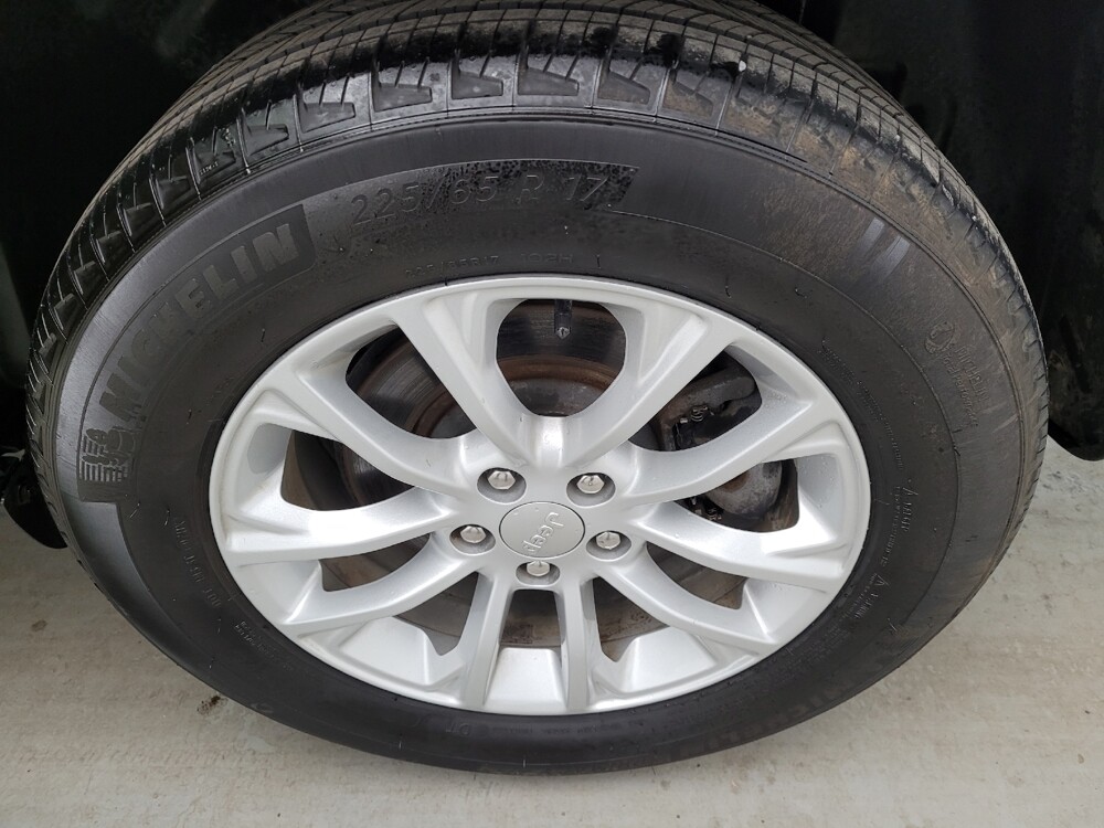 2020 Jeep Cherokee in Lexington, KY 40509 - 18126941 31