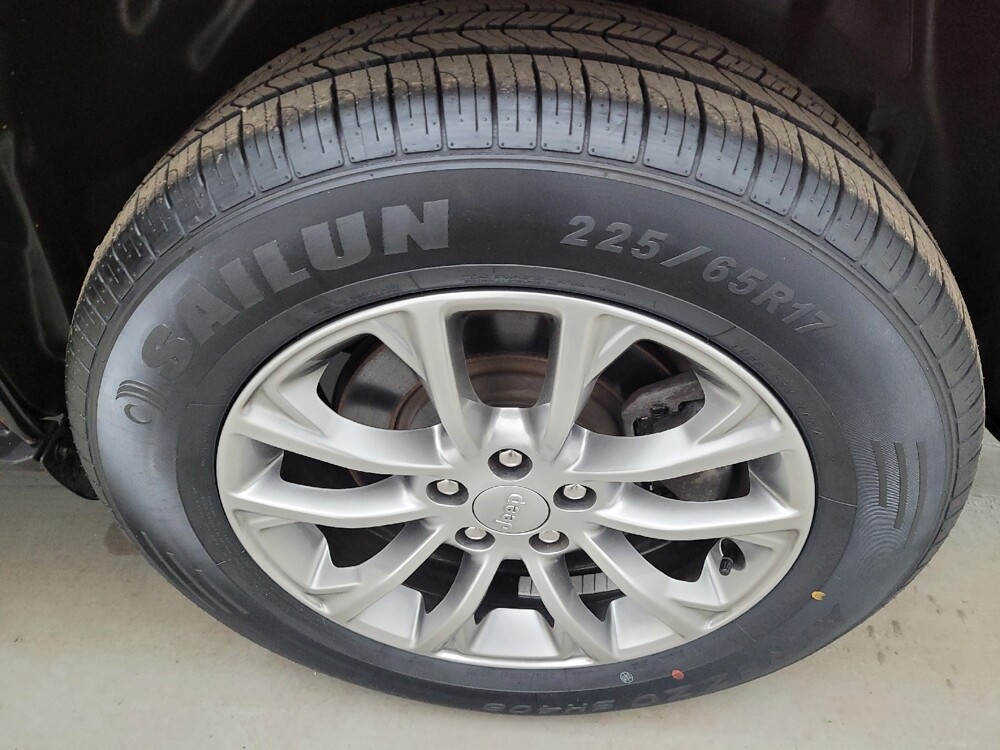 2021 Jeep Cherokee in Maple Heights, OH 44137 - 18126943 31