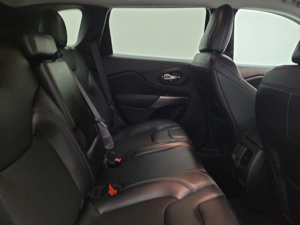 2021 Jeep Cherokee in Maple Heights, OH 44137 - 18126943 19