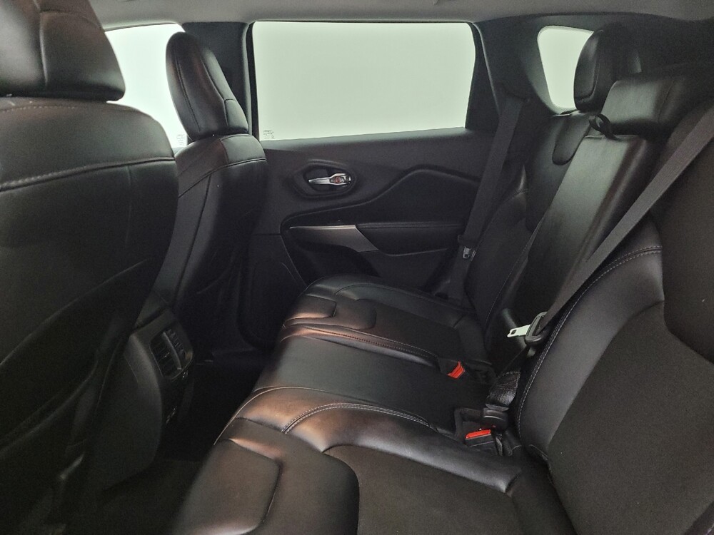 2021 Jeep Cherokee in Maple Heights, OH 44137 - 18126943 18