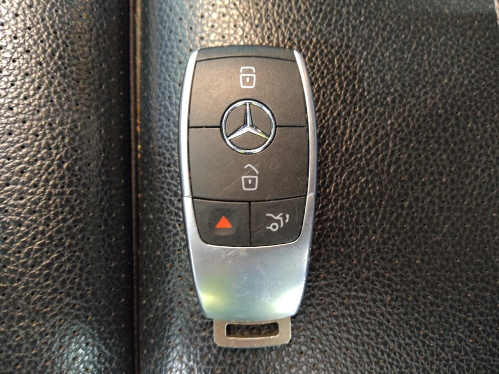 2020 Mercedes-Benz C 300 in Cincinnati, OH 45255 - 18126944 32