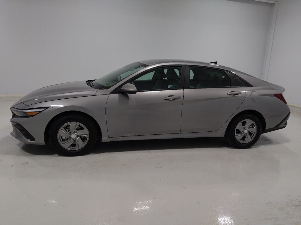 2025 Hyundai Elantra in Columbus, OH 43231 - 18126945 2