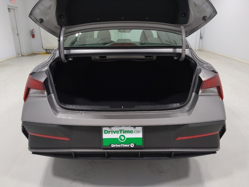 2025 Hyundai Elantra in Columbus, OH 43231 - 18126945 29