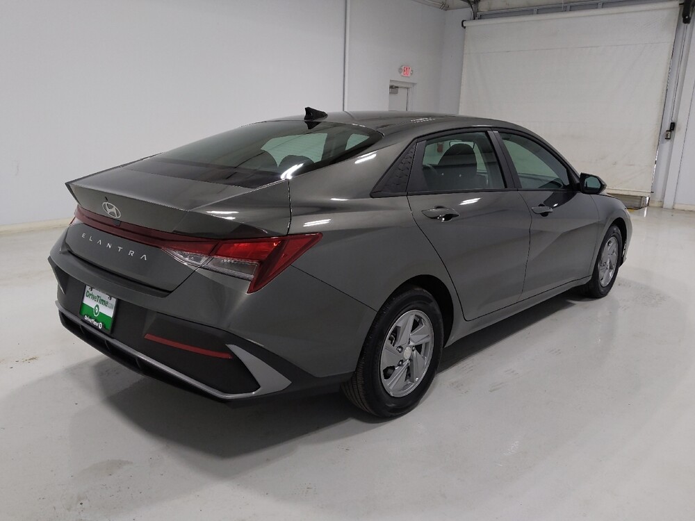2025 Hyundai Elantra in Columbus, OH 43231 - 18126947 9