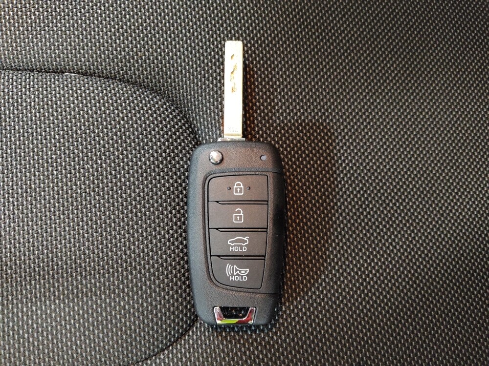 2025 Hyundai Elantra in Columbus, OH 43231 - 18126947 32