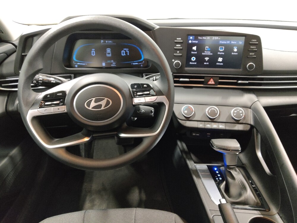 2025 Hyundai Elantra in Columbus, OH 43231 - 18126947 22