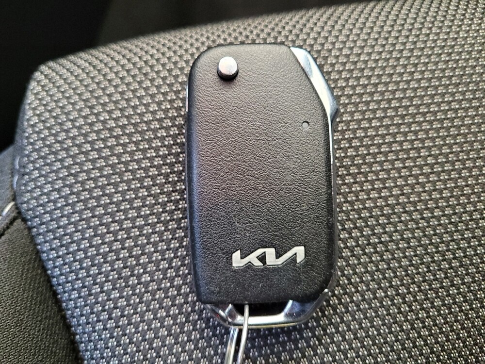 2024 Kia Forte in Fairfield, OH 45014 - 18126948 32