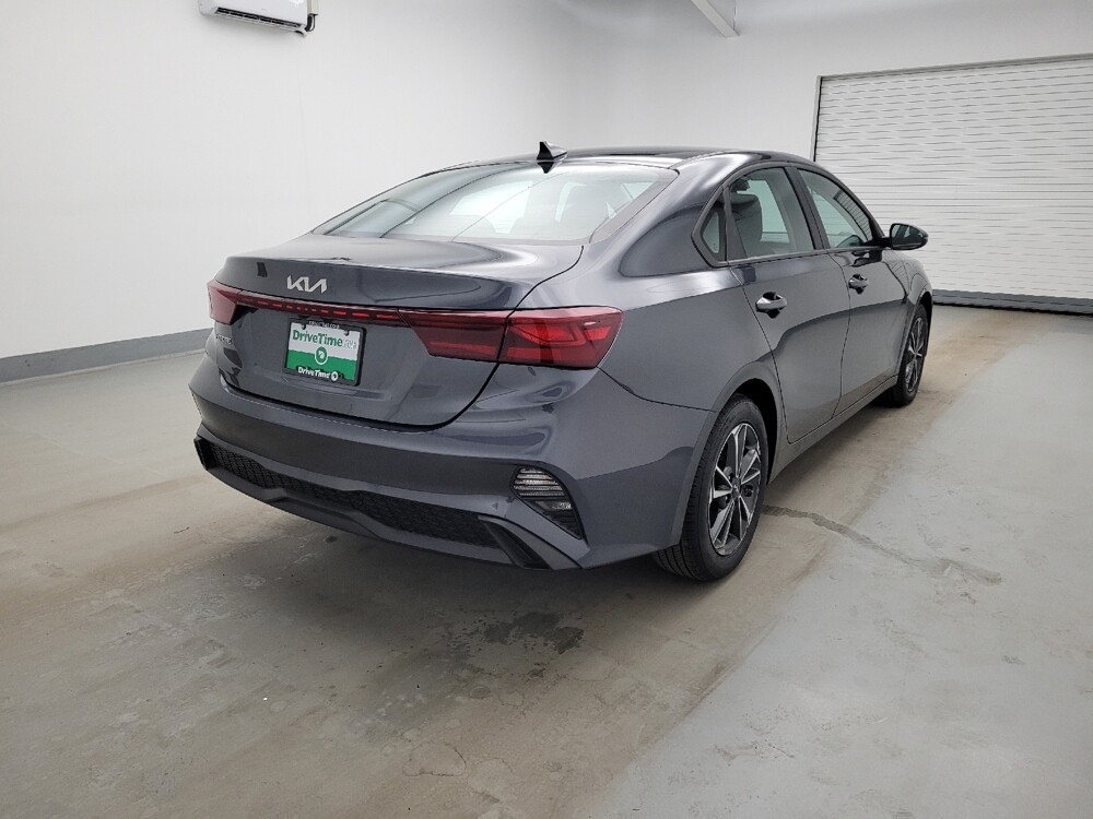 2024 Kia Forte in Fairfield, OH 45014 - 18126948 9