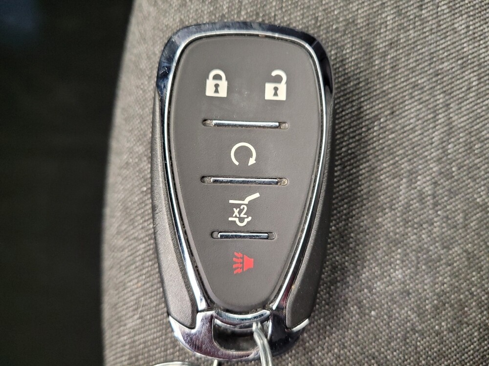 2024 Chevrolet Equinox in Fairfield, OH 45014 - 18126952 32