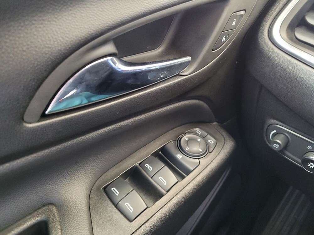 2024 Chevrolet Equinox in Maple Heights, OH 44137 - 18126954 27