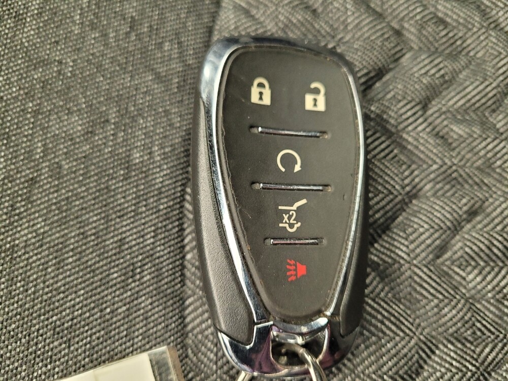 2024 Chevrolet Equinox in Fairfield, OH 45014 - 18126955 32