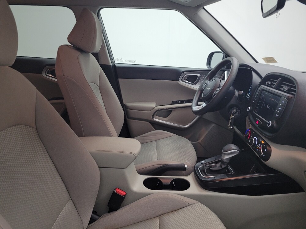 2025 Kia Soul in Columbus, OH 43228 - 18126956 21