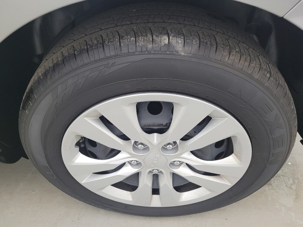 2025 Kia Soul in Columbus, OH 43228 - 18126956 31