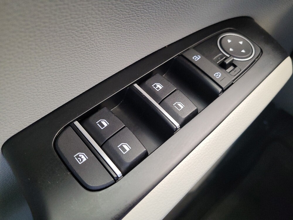 2025 Kia Soul in Columbus, OH 43228 - 18126956 27