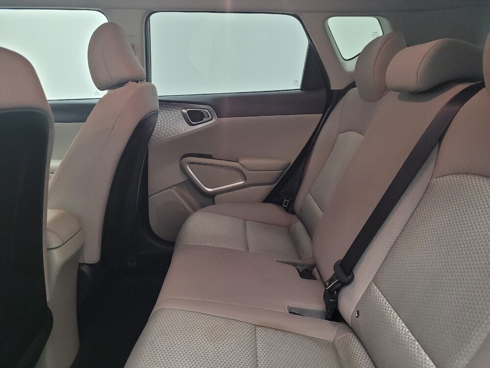 2025 Kia Soul in Columbus, OH 43228 - 18126956 18